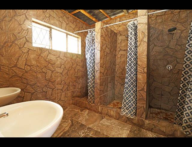 5 BEDROOM HOUSE FOR SALE IN KEW